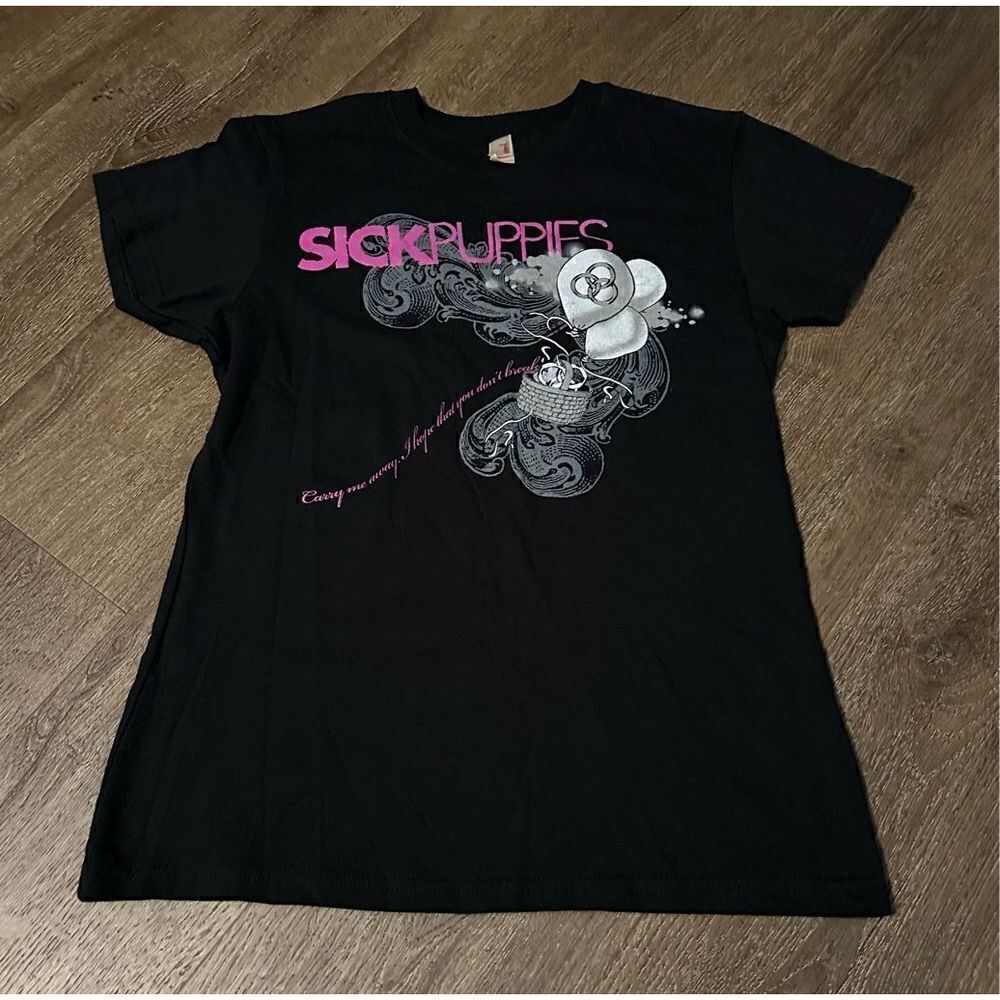 Sick Puppies Womens Band Shirt Black Pink Graphic Anvil Tag Size Large